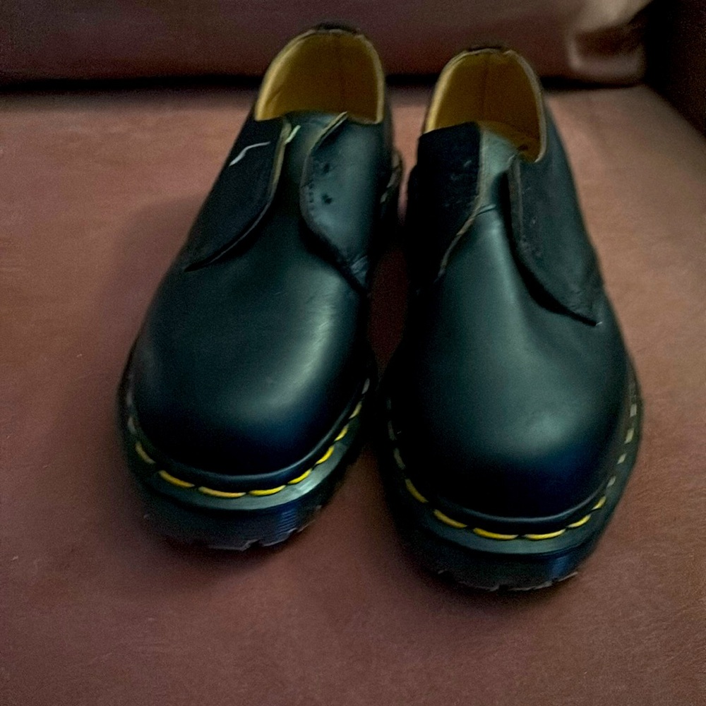 Original vintage Dr Martens Never worn!! made in England  size 4